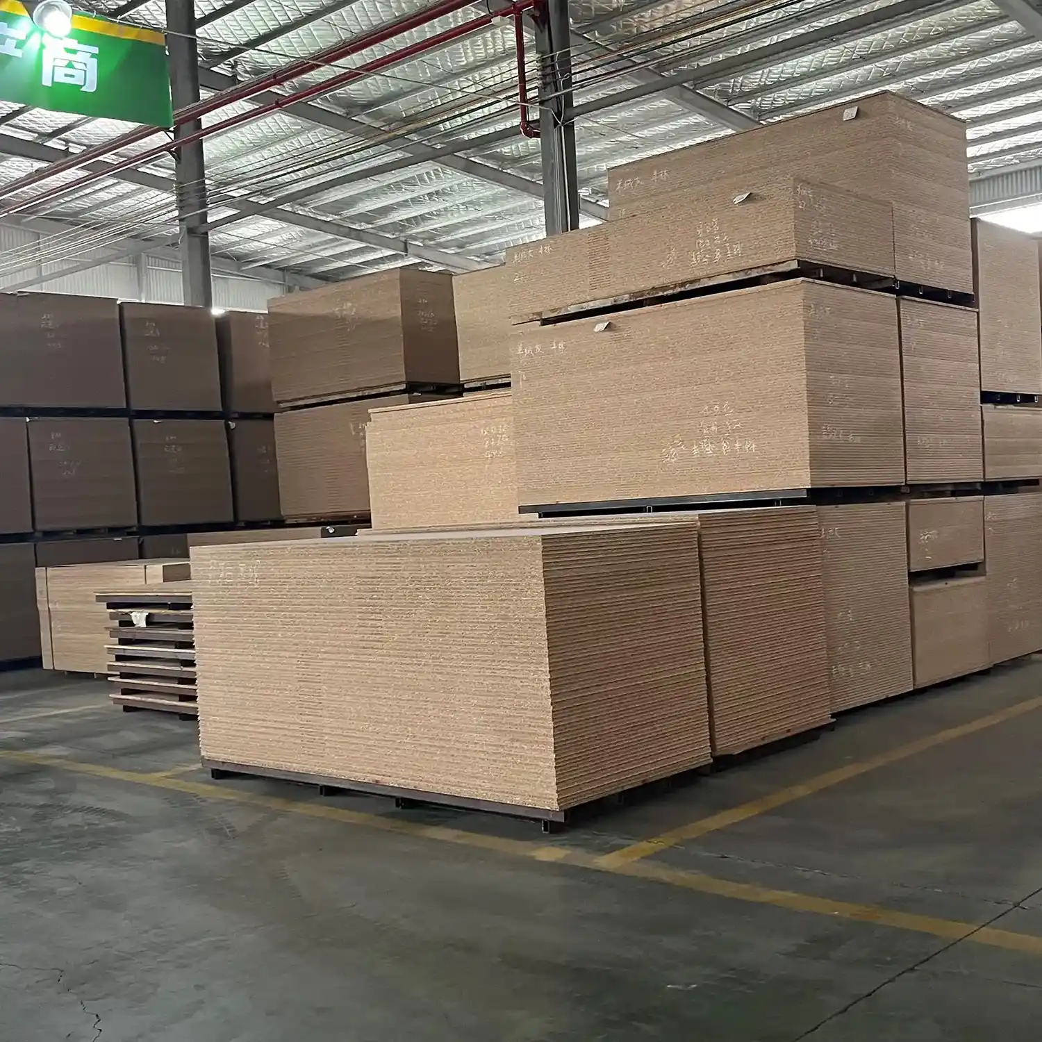 Particle Board for Loading