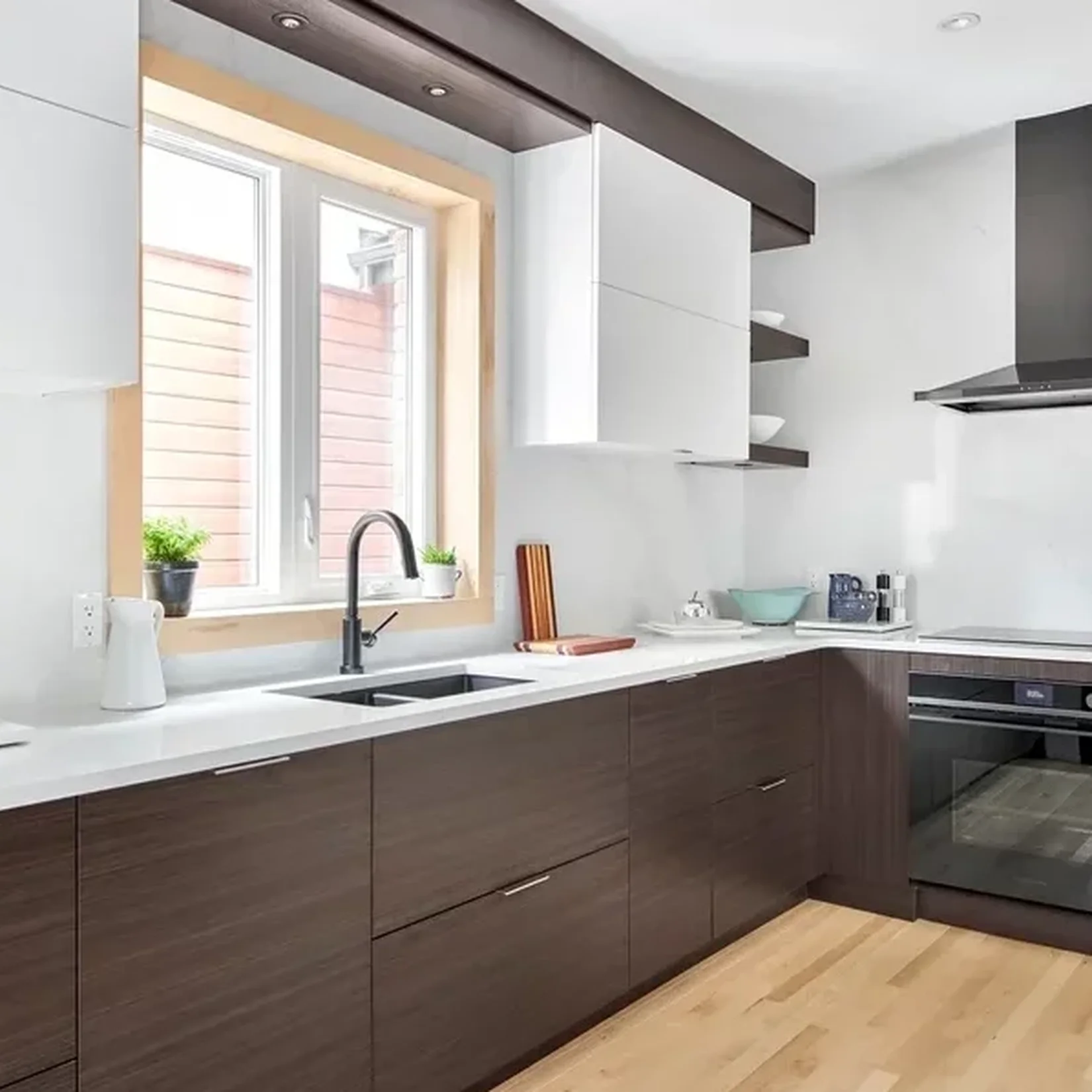 Natural Adhesive Plywood vs Urea-Formaldehyde Plywood Which Is Better